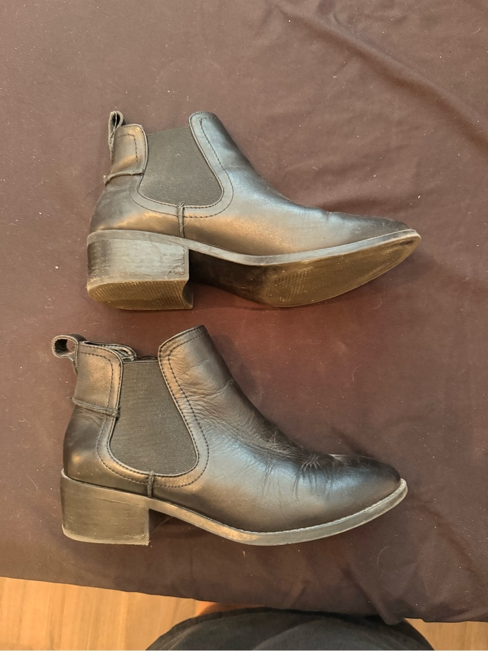 Steve Madden “Dicey” Black Chelsea Ankle Boots - Women's 7